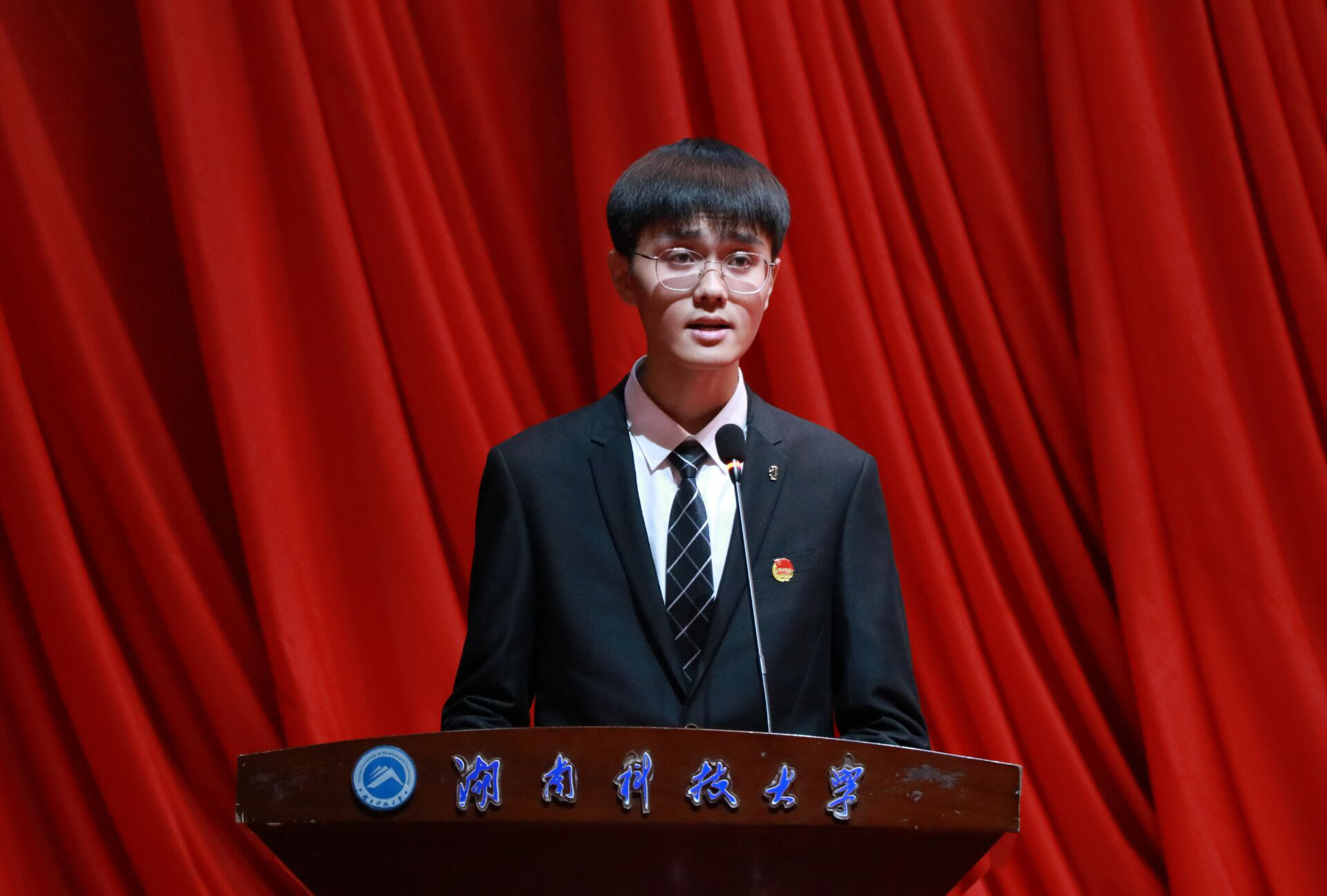 8495b7acd0cf442485f48884612a5769.png 图片1.png