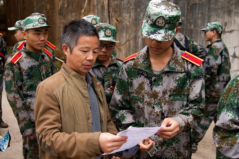 48c6f90d7e864c4b8799a7b2a8d5a678.jpg 肖鹏飞老师.jpg