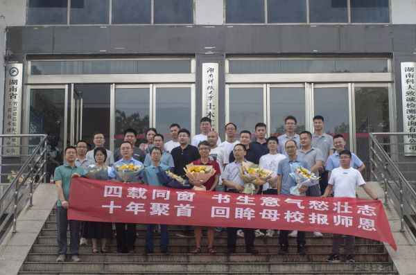 e945387c409f4ef987bca282579fd184.png 图片1.png