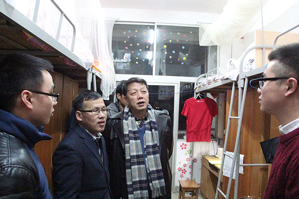 QQ图片20151228223411.jpg